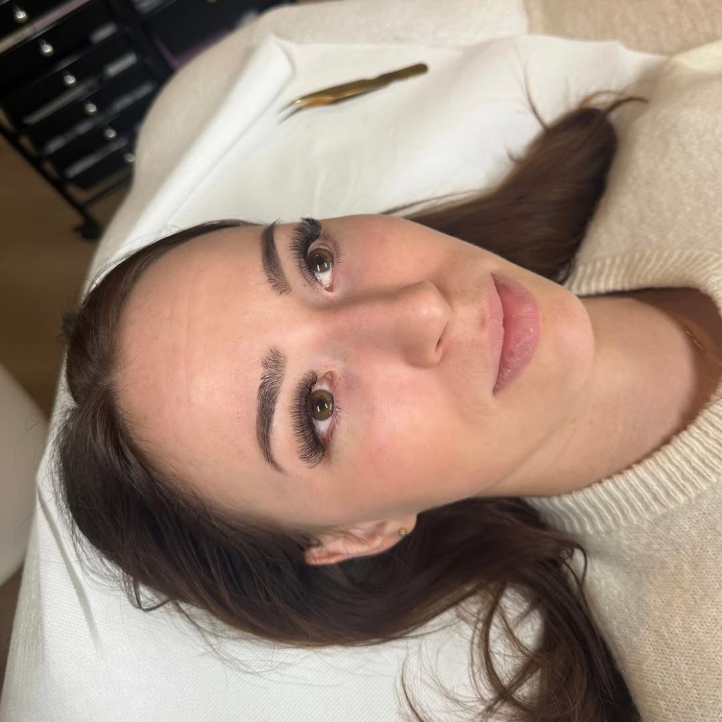 Wimpern & Augenbrauen